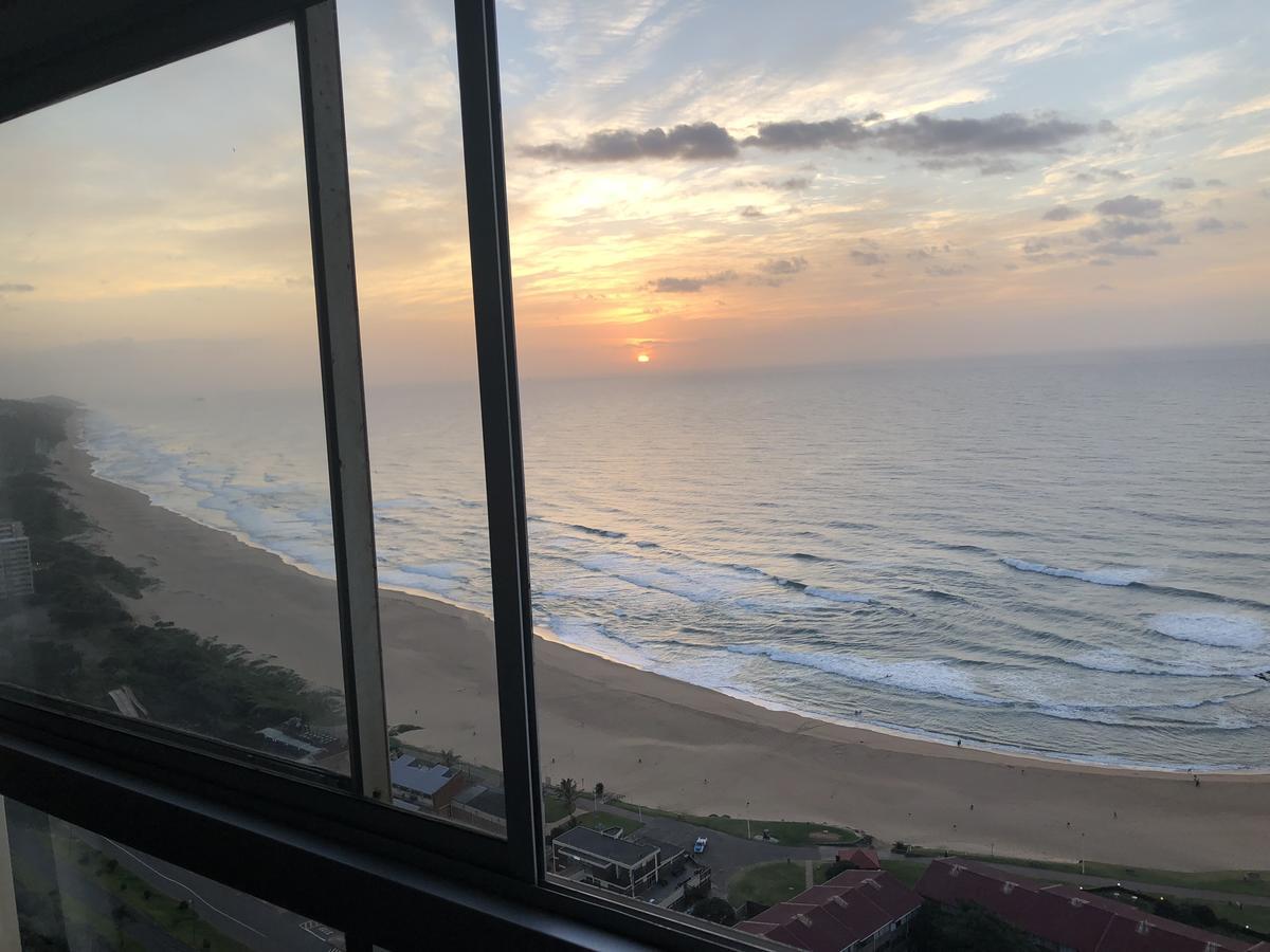 Hightide Apartment Amanzimtoti Extérieur photo