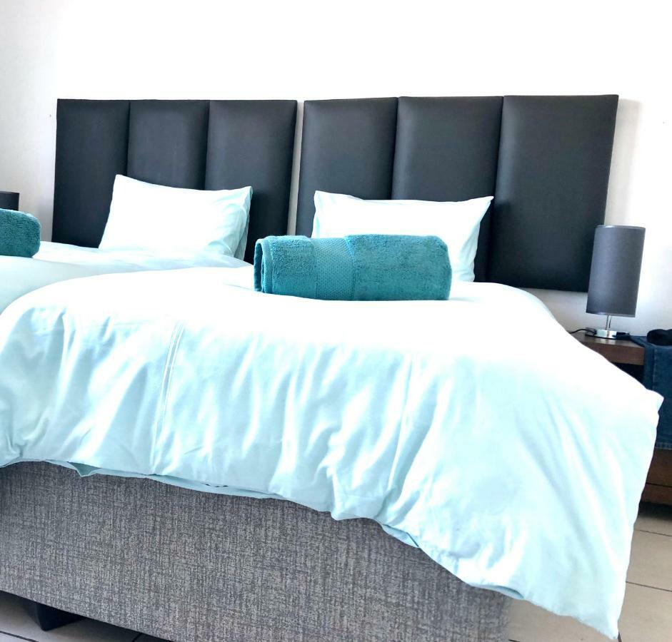 Hightide Apartment Amanzimtoti Extérieur photo