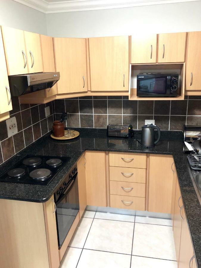Hightide Apartment Amanzimtoti Extérieur photo